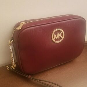 Michael Kors Crossbody Bag